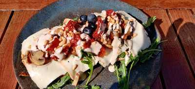 Nostra Lunch Winebar