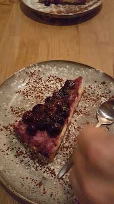 Gusto World Of Pizza