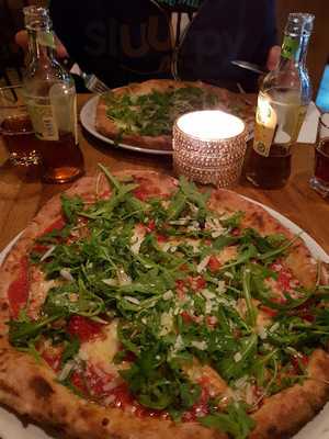 Gusto World Of Pizza