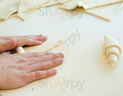 Le Fournil De Sébastien French Bakery