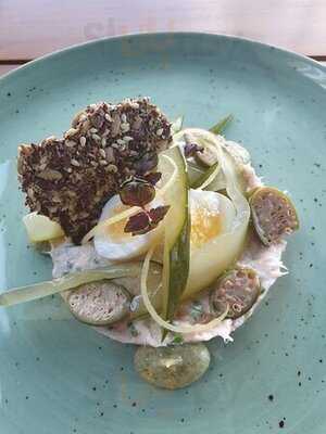 Nelis Restaurant & Bar