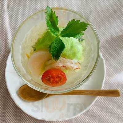 En Japanese Kitchen & Sake Bar