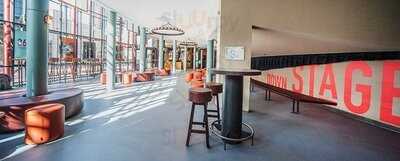 Stage - Kitchen & Café