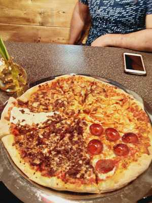 Uncle Dani's Pizza