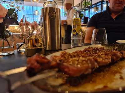 Yip Asian Bar And Restaurant