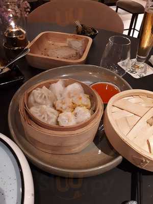 Yip Asian Bar And Restaurant