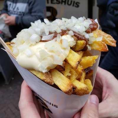 Vlaams Friteshuis Loket 13