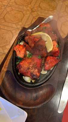 Everest Tandoori Restaurant