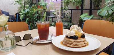 Moak Pancakes - West (formerly Mook)