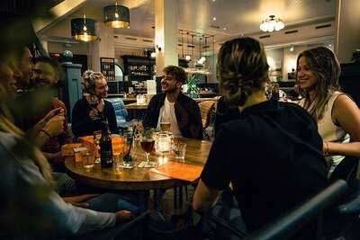 Karel’s Restaurant Grand-café