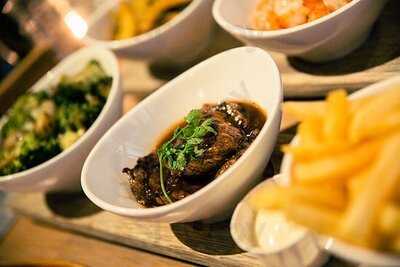 Karel’s Restaurant Grand-café