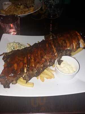 Tierney's Irish Pub & Restaurant