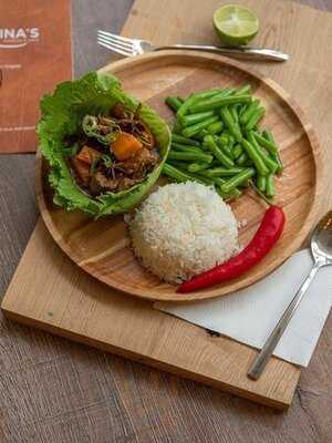 Vina's Noodles & More