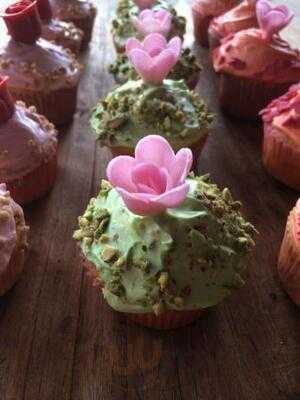 Rode Rozen En Taartjes