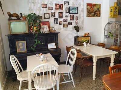 Noach's Spyshuys - De Gezusters Jansen