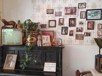 Noach's Spyshuys - De Gezusters Jansen