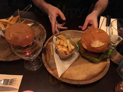 Joe's Burger Steakhouse