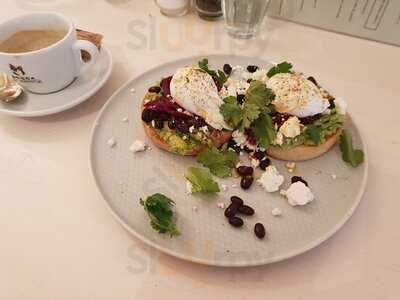 Vinnies At Haarlemmerstraat (city Center)