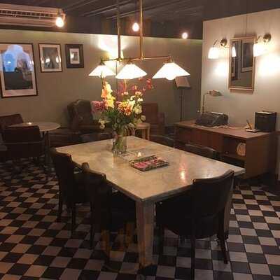 Lewis Book Cafe - High Tea Bar