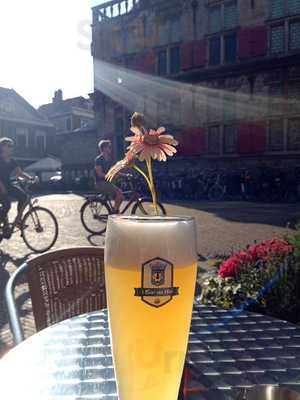 Cafe De Kat In De Stad