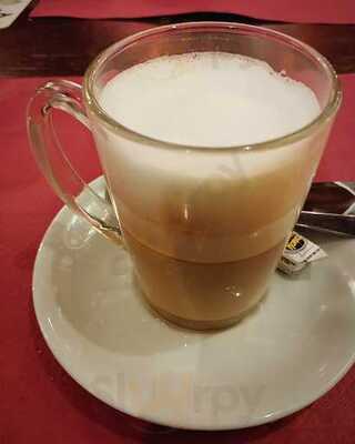 De Paraplu - Muziek • Diner • Borrel