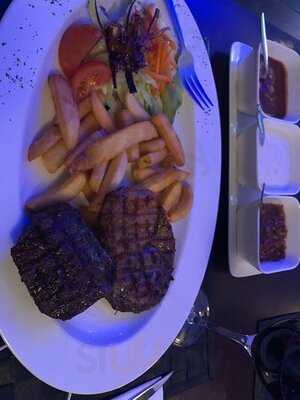 Sphinx Ii Steakhouse