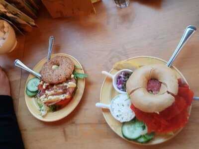 Bagels & Beans Kruisplein