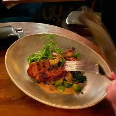 Lotti’s Café,  Bar & Grill