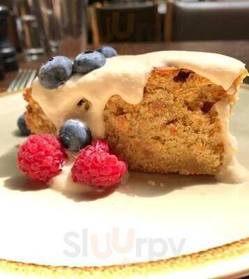 Lotti’s Café,  Bar & Grill