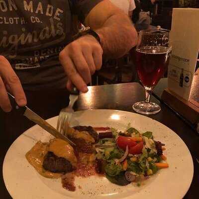 Stoop & Stoop Eetcafe