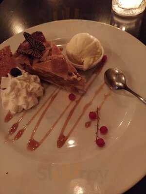 Stoop & Stoop Eetcafe