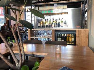 Wijn- En Eetbar Most