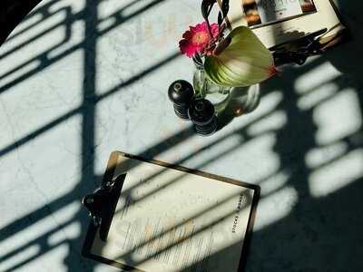 Brasserie Stocks & Bonds