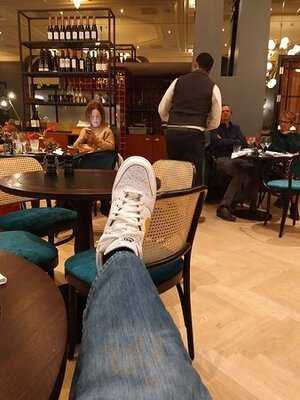 Brasserie Stocks & Bonds