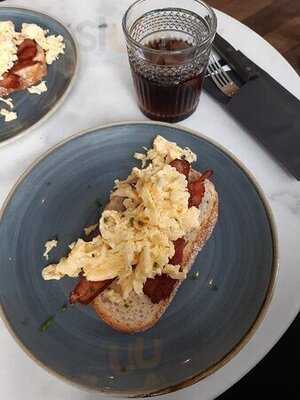 Luzas Caffeine  Club