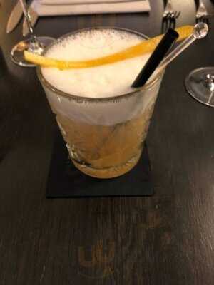 Pillars Bar & Kitchen