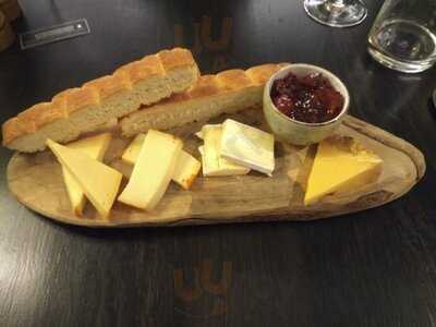 Pillars Bar & Kitchen