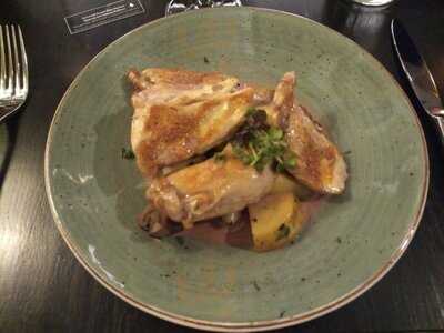 Pillars Bar & Kitchen