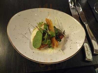 Pillars Bar & Kitchen