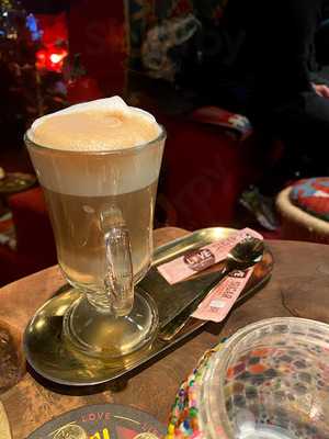 Lost In Amsterdam Lounge & Cafe