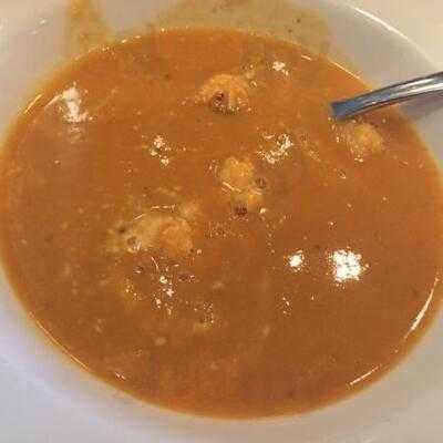 Queen's Restaurant Beatrix Theater