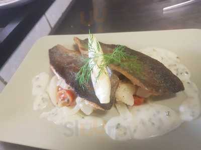 Uptown Food & Drinks