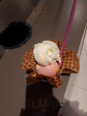 Baskin Robbins