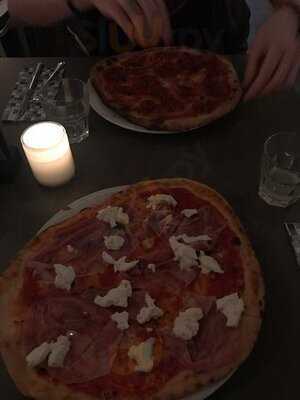 De Pizzabakkers Overtoom