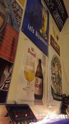 Cafe Onder De Ooievaar