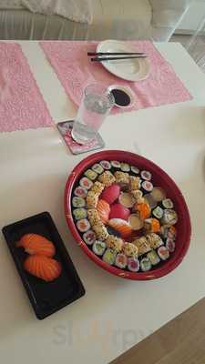 Sushi Tokyo