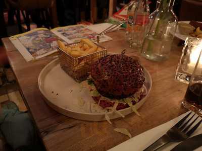 Photo 4