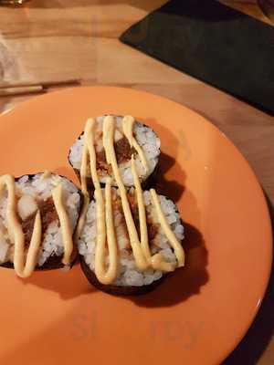 Take Sushi Asian Fondue & Sushi