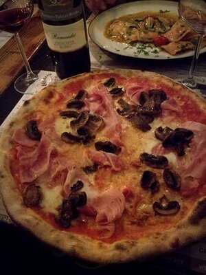 Acqua Farina Pizza En Pastabar