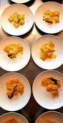 Acqua Farina Pizza En Pastabar